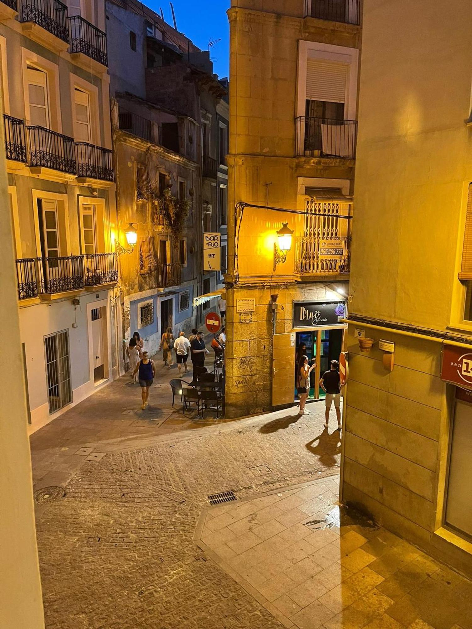 Piso Casco Historico 阿利坎特 外观 照片